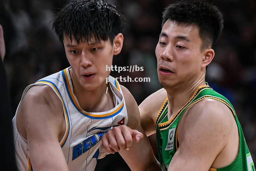 NBA选秀现场，CBA球员陆续被抽中成为潜力新秀_