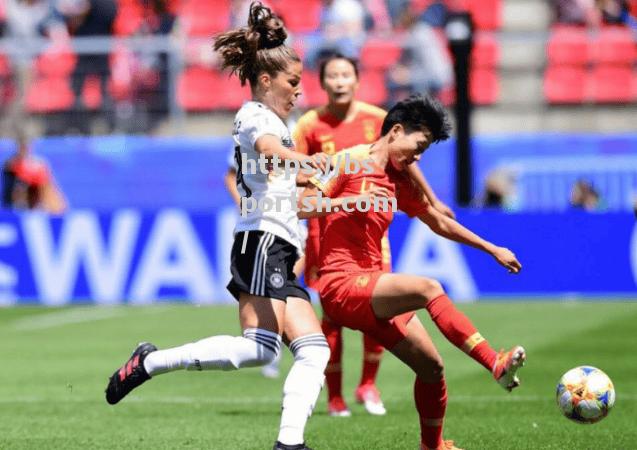 bsports体育-精彩女足比拼拉开序幕，球员对决激烈